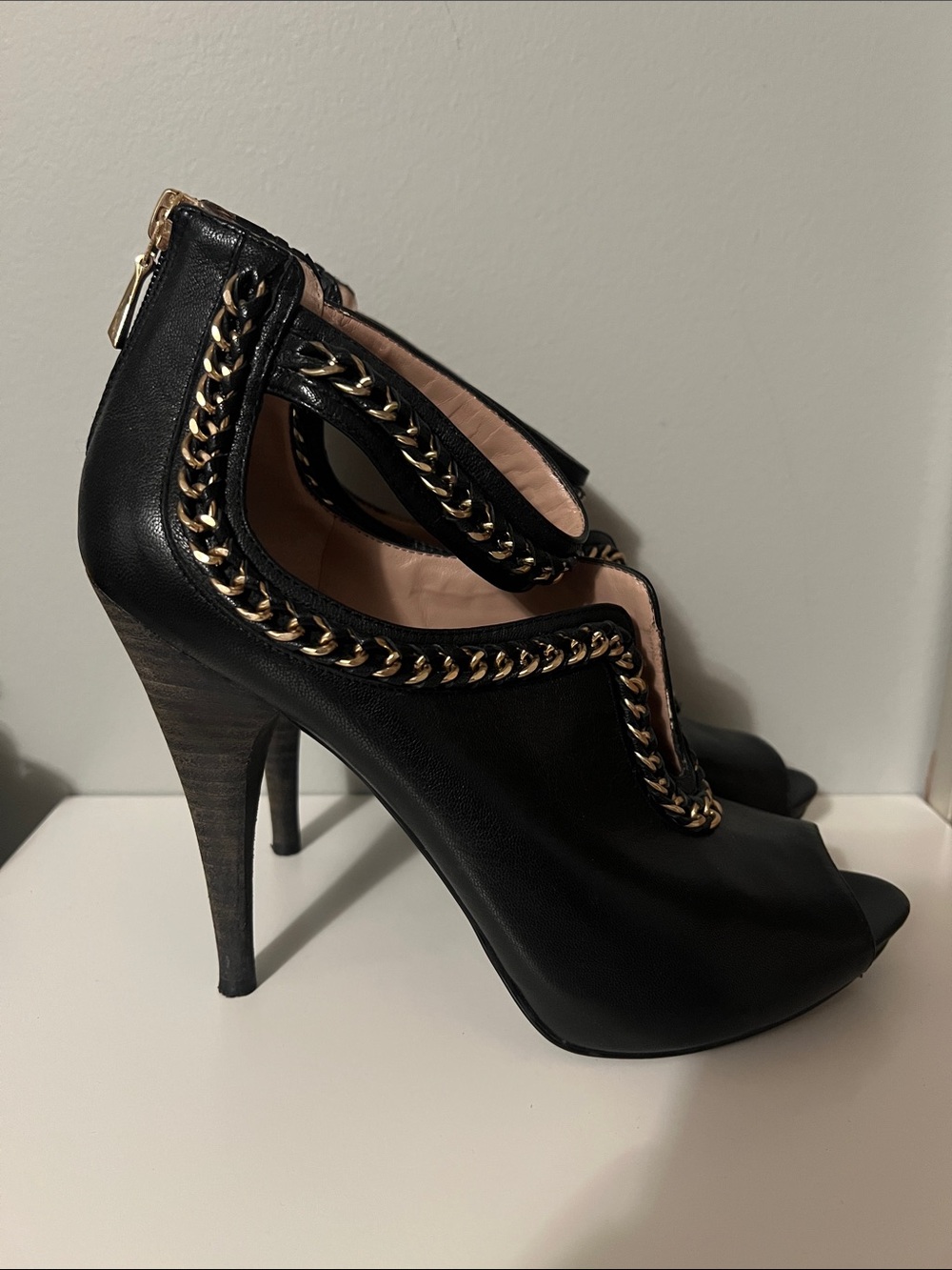 Rachel Roy Black Peep-Toe Chain-Trim Booties - Size 10